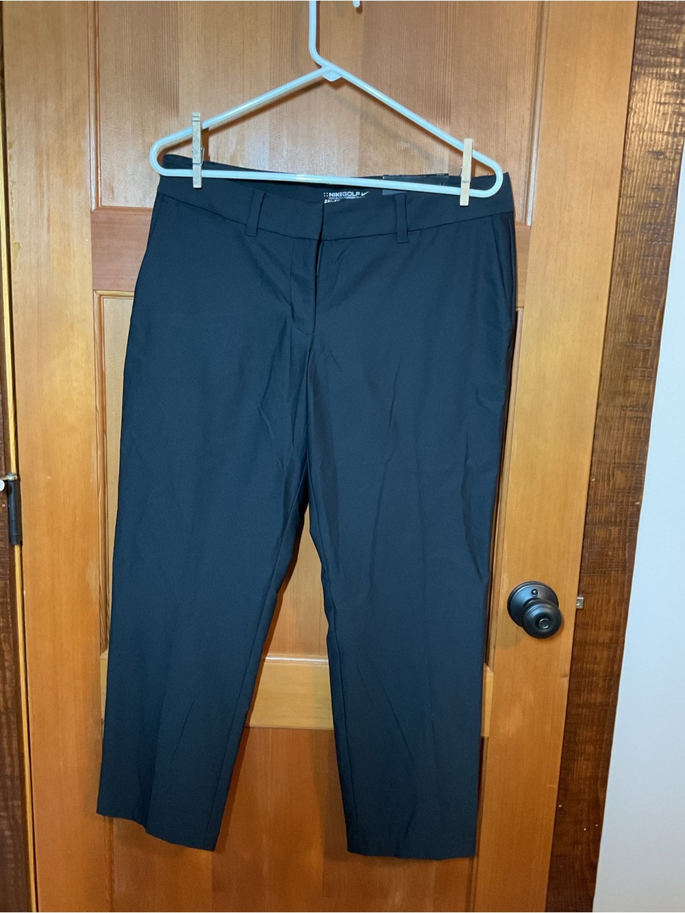 NWT Nike Golf Dri-FIT Regular Fit Crop Ankle Pants Black Trousers Size 10